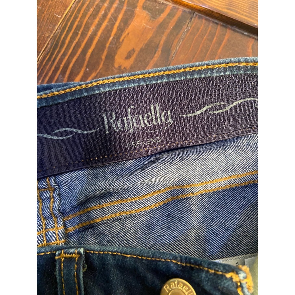 Rafaella Weekend Dark Wash Denim Capris Cropped Jeans Size 6 Y2K Casual Classic - Picture 3 of 4